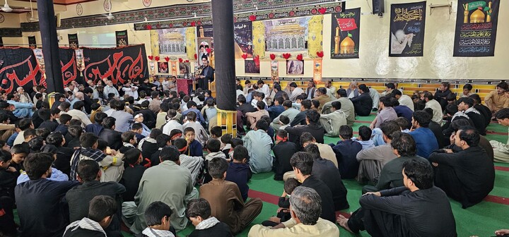 تصاویر/ برگزاری آیین گرامی‌داشت روز جهانی حضرت علی‌اصغر(ع) با راهپیمایی و مجلس عزاداری در پاراچنار