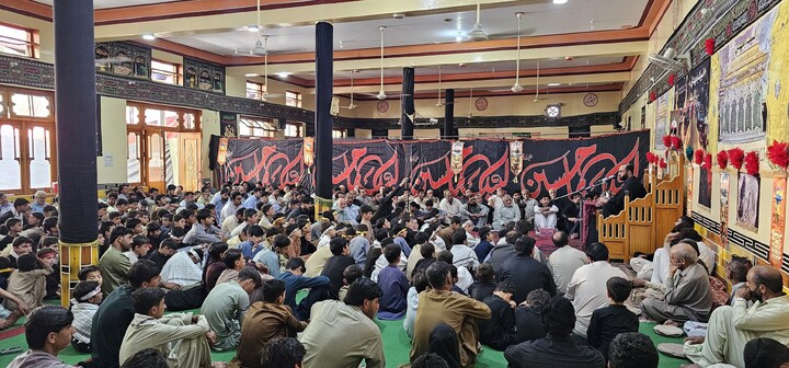تصاویر/ برگزاری آیین گرامی‌داشت روز جهانی حضرت علی‌اصغر(ع) با راهپیمایی و مجلس عزاداری در پاراچنار