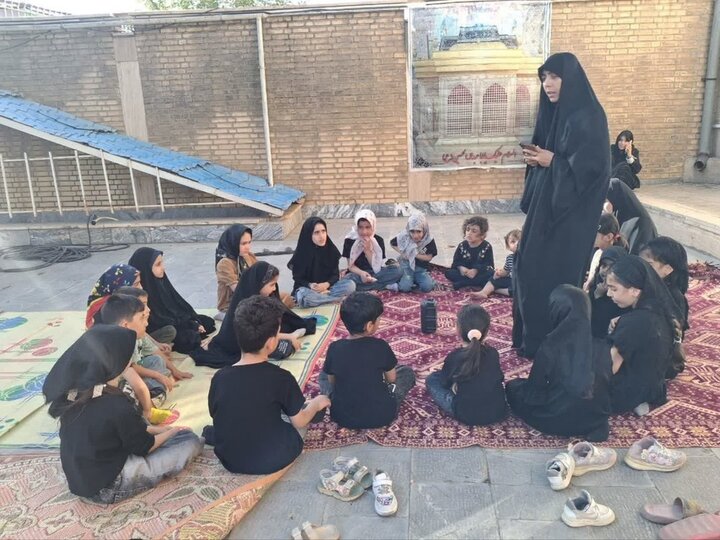تصاویر/مراسم عزاداری دهه محرم در مدارس علمیه خواهران لرستان