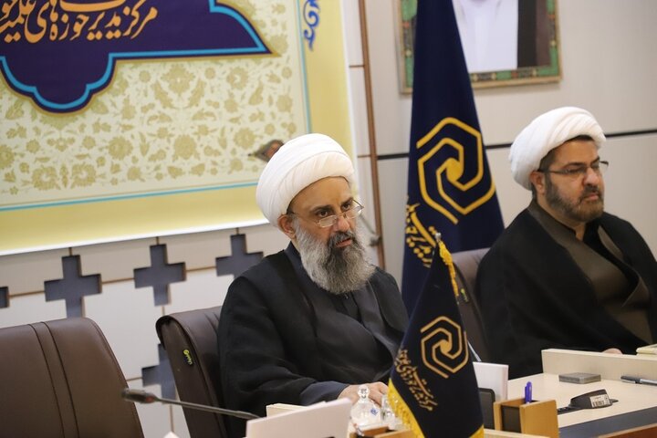 تصاویر/ مراسم تکریم و معارفه رئیس مرکز فناوری اطلاعات حوزه های علمیه خواهران
