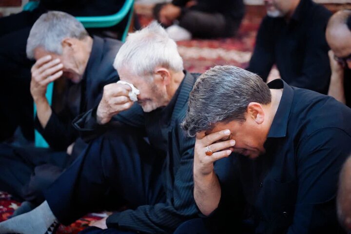 تصاویر/ مراسم سخنرانی هفتم محرم ۱۴۰۵ توسط امام جمعه اردبیل