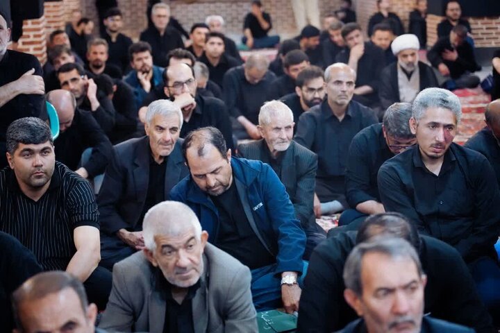 تصاویر/ مراسم سخنرانی هفتم محرم ۱۴۰۵ توسط امام جمعه اردبیل