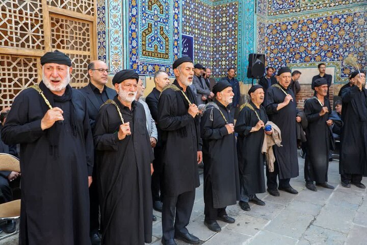 تصاویر/ عزاداری مردم اردبیل در بقعه تاریخی شیخ صفی الدین اردبیل
