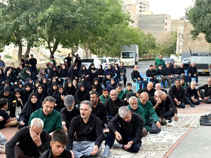 تصاویر/ دومین روز از محفل روضه و گرامیداشت شهدای جنگ رمضان در اراک
