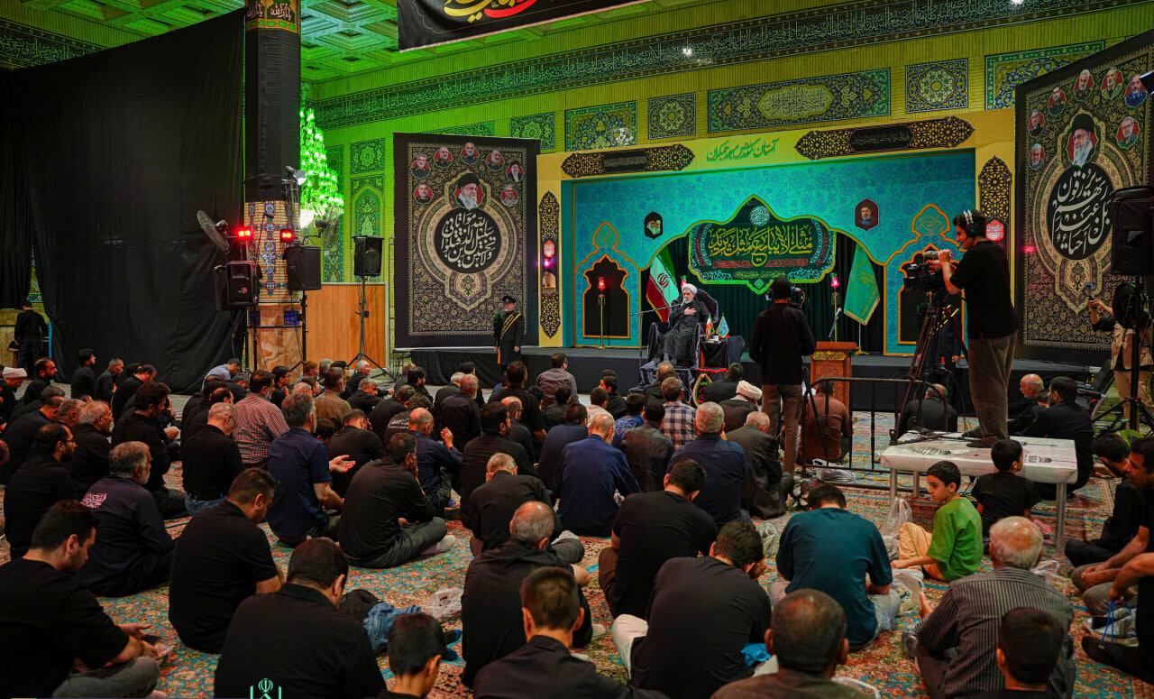 زمزمه عشق حسینی در خانه منتظران ظهور + تصاویر