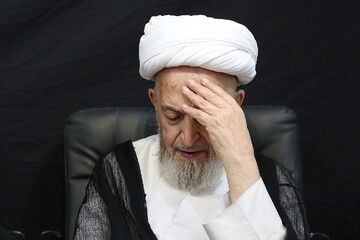 تصاویر/ مراسم عزادرای روز هشتم ماه محرم  در بیت آیت الله العظمی سبحانی