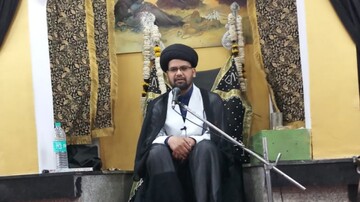 نقش عاشورا در اصلاح جامعه و احیای ارزش‌های انسانی
