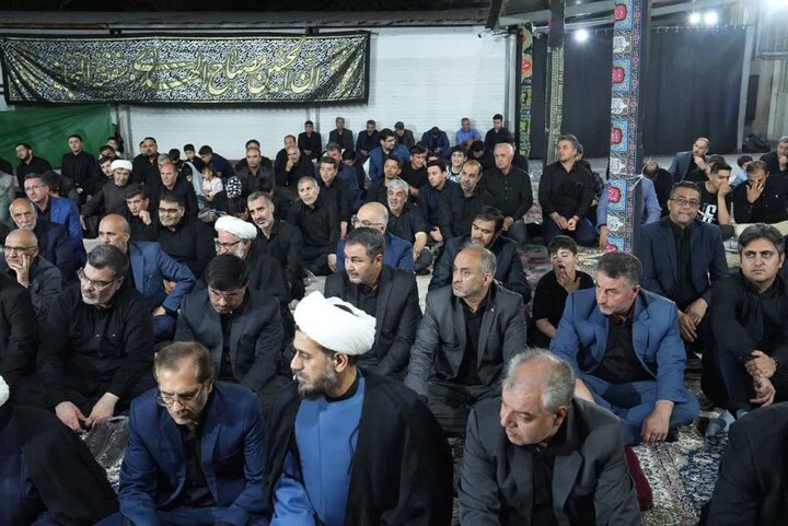 تصاویر/ حضور استاندار آذربایجان‌غربی در آیین عزاداری مجموعه دادگستری استان