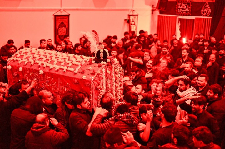 تصاویر/ برگزاری مجلس عزاداری محرم در عاشورخانه حسینیه زهرا (س) میلبورن استرالیا