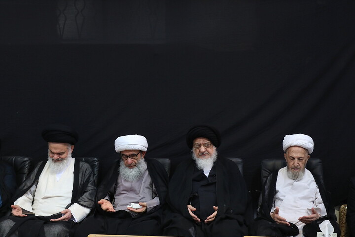 تصاویر/ مراسم عزادرای روز هشتم محرم در بیت آیت الله العظمی سبحانی