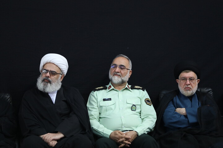 تصاویر/ مراسم عزادرای روز هشتم محرم در بیت آیت الله العظمی سبحانی