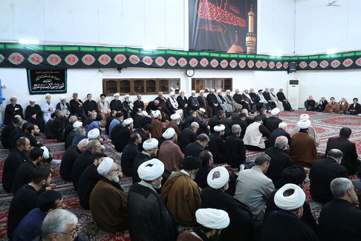 تصاویر/ مراسم عزادرای روز هشتم محرم در بیت آیت الله العظمی سبحانی