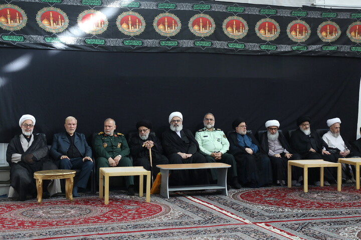 تصاویر/ مراسم عزادرای روز هشتم محرم در بیت آیت الله العظمی سبحانی