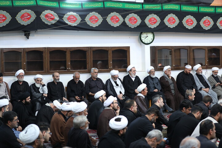 تصاویر/ مراسم عزادرای روز هشتم محرم در بیت آیت الله العظمی سبحانی