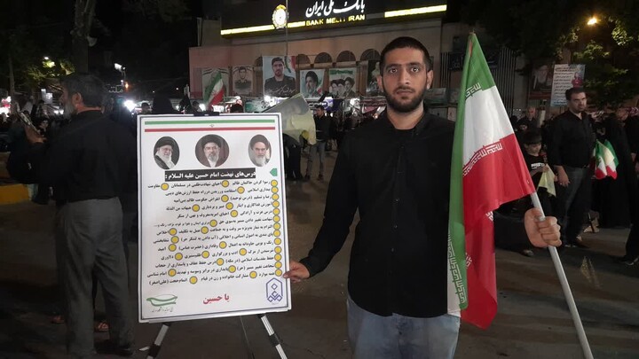 تصاویر / جهاد تبیین درسهای نهضت عاشورا در تجمع شبانه میدان طلوع فجر مراغه