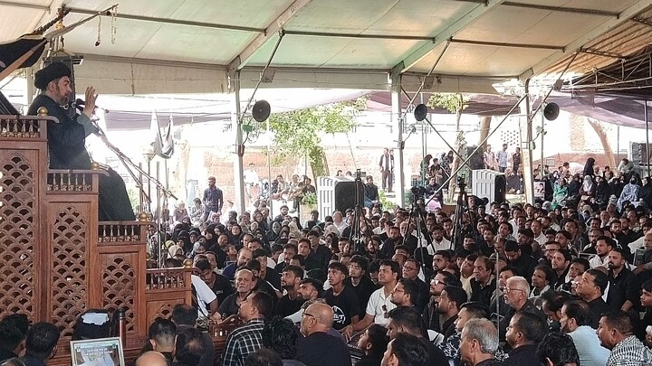 حسینؑ کی قربانی نے انسانیت کو نئی زندگی بخشی : مولانا کلب جواد نقوی  