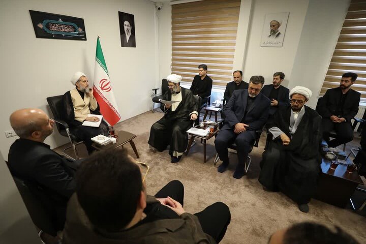 تصاویر/دیدار نماینده ولی فقیه در استان قزوین با مدیران نهادهای قضایی استان
