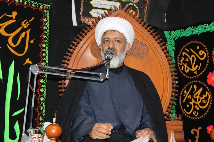 تصاویر/ عزاداری شب هشتم در حسینیه اشرفی بندر ریگ