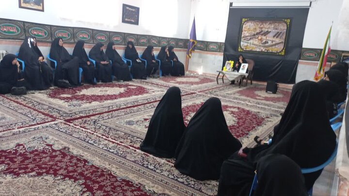 تصاویر/ برگزاری مراسمات عزاداری دهه اول محرم در مدرسه‌ علمیه‌ فاطمه‌ الزهرا(س) کشکوئیه