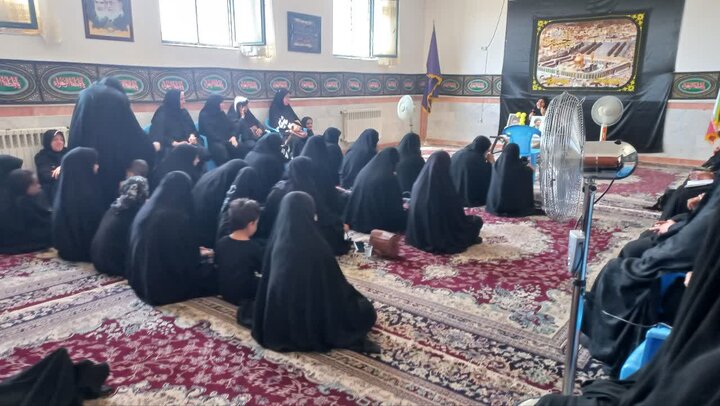 تصاویر/ برگزاری مراسمات عزاداری دهه اول محرم در مدرسه‌ علمیه‌ فاطمه‌ الزهرا(س) کشکوئیه