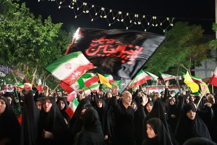 تصاویر/ اجتماعات مردمی «شب‌های اقتدار حسینی» همزمان با هشتمین شب ماه عزای حضرت سیدالشهدا(ع)