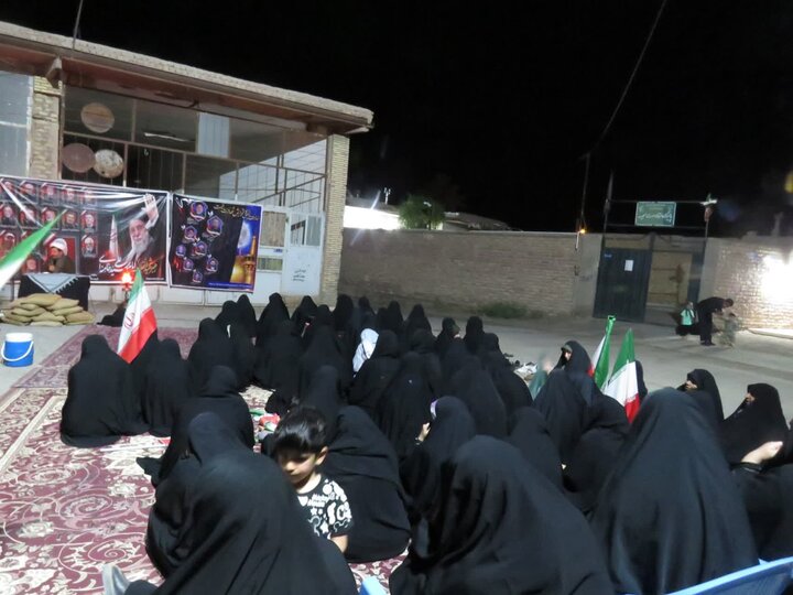 تصاویر/ یادواره شهدا جنگ ۱۲روزه با همکاری مدرسه علمیه الزهرا شهداد