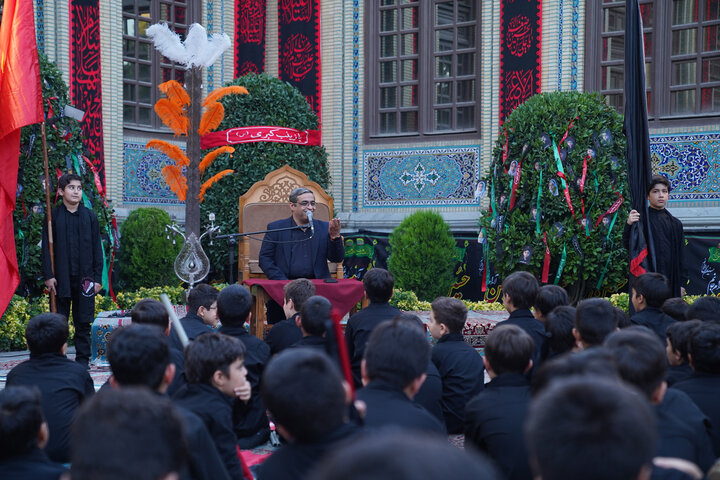 تصاویر/ عزاداری پرشور کودکان و نوجوانان حسینی