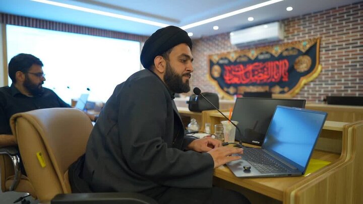 تصاویر/ جلسه شورای مدیران معاونت امور اجتماعی وفرهنگی شهرداری تهران باموضوع برگزاری مراسم تشییع قائد شهید
