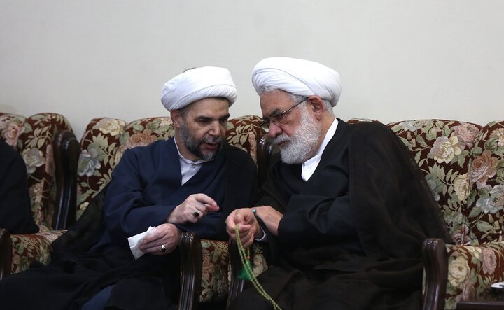 تصاویر/ حاشیه مراسم تجدید میثاق مسئولان عالی قضایی با آرمان های حضرت امام خمینی (س)