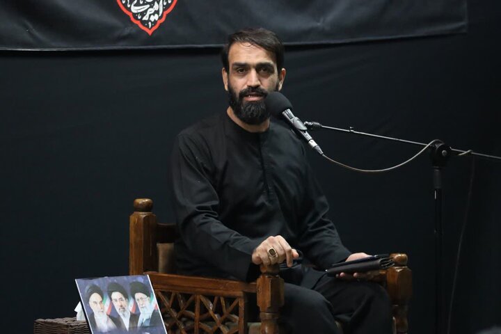 تصاویر/ حضور حجت الاسلام و المسلمین محمدی لائینی در مراسم عزاداری حسینی در دفتر نماینده ولی فقیه در مازندران