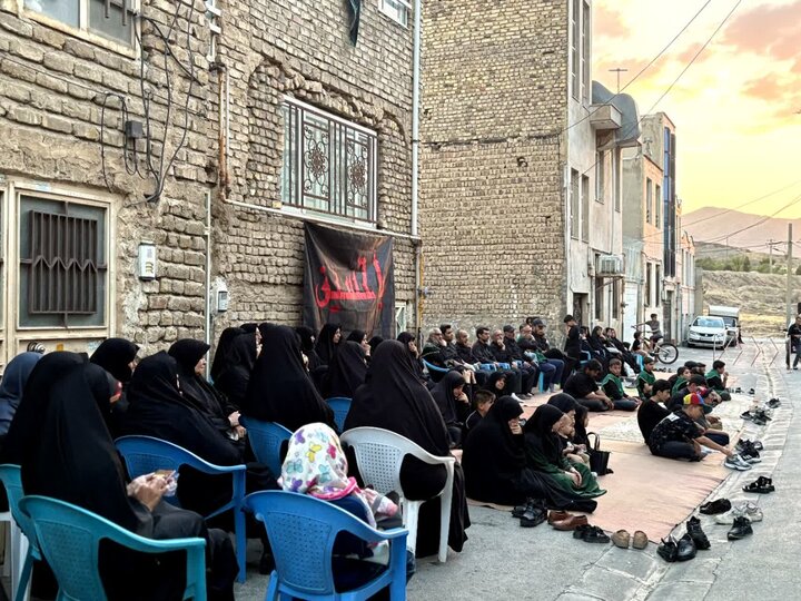 تصاویر/سومین روز محفل روضه و گرامیداشت شهدای جنگ رمضان در اراک