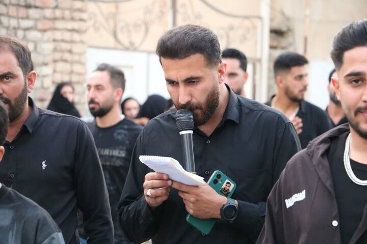 تصاویر/آیین نخل گردانی در روز هشتم محرم الحرام در کارچان