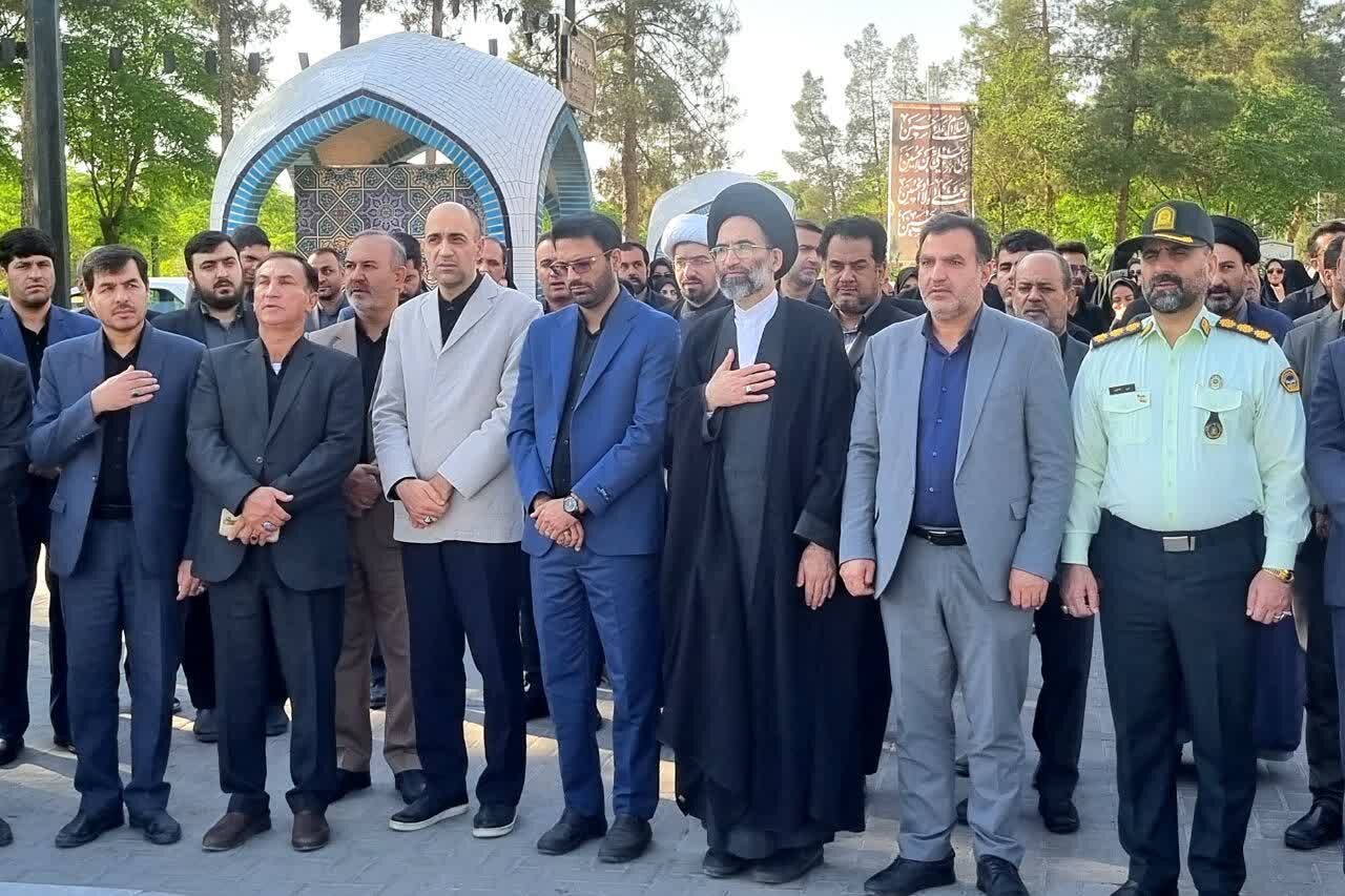 تجدید میثاق نماینده ولی فقیه در کاشان با آرمان‌های شهداء+تصاویر