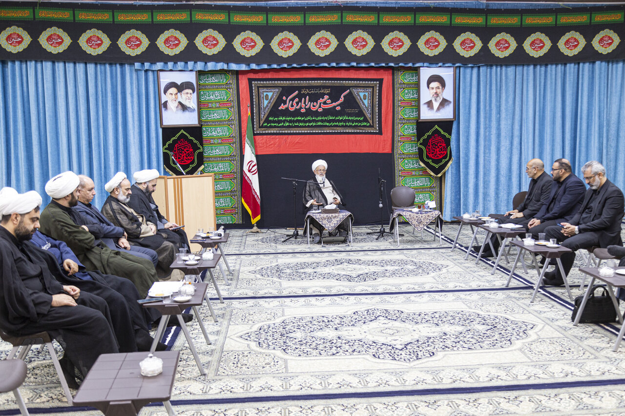 تأکید امام جمعه یزد بر تقویت برنامه‌های قرآنی در نظام آموزشی و فرهنگی