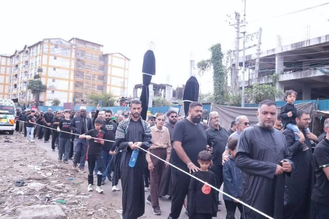 Mashia wa Kenya Wafanya Maandamano Makubwa ya Kumbukumbu ya Imam Hussein (as); Ujumbe wa Karbala Watingisha Mioyo ya Waumini