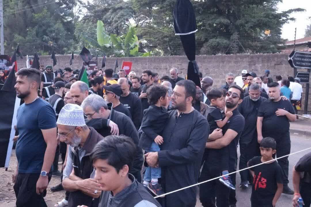Mashia wa Kenya Wafanya Maandamano Makubwa ya Kumbukumbu ya Imam Hussein (as); Ujumbe wa Karbala Watingisha Mioyo ya Waumini