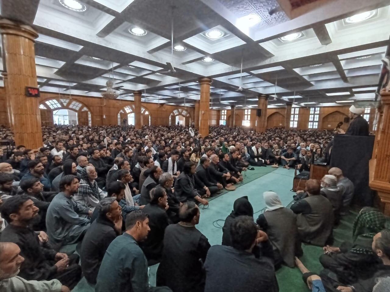 محرم میں حق کی حمایت اور باطل کی مخالفت کا درس موجود ہے: مولانا اشرف تابانی