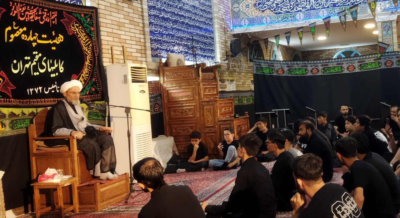 مسئولان حسینی گرفتار دام فریب ترامپ تروریست نمی شوند