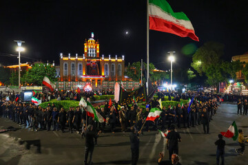 تصاویر/ مراسم هیئت عزاداری شهدای گمنام تبریز در میدان ساعت