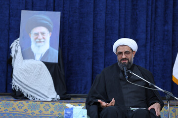 خون‌خواهی امام حسین(ع) یک وظیفه تاریخی و همیشگی برای شیعیان است