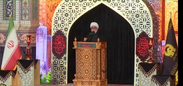 ملت ایران در آزمون وفاداری به مکتب عاشورا سربلند شد