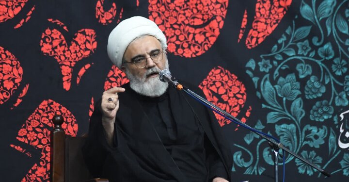 سوگ تاسوعایی مردم اهواز در جوار گلزار شهدا