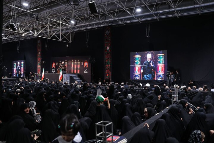 تصاویر/ عزاداری شب تاسوعا در جوار قتلگاه رهبر شهید انقلاب