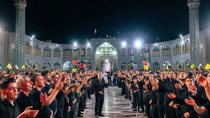 تصاویر/ آیین سوگواری شب تاسوعای حسینی هیئات مذهبی درهلال بن علی(ع)