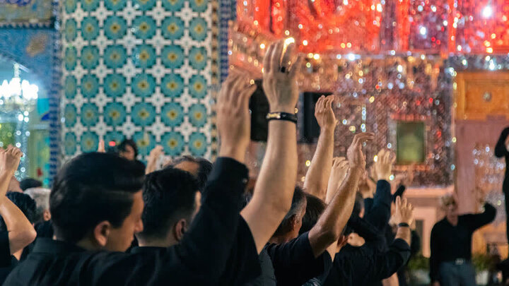 تصاویر/ آیین سوگواری شب تاسوعای حسینی هیئات مذهبی درهلال بن علی(ع)