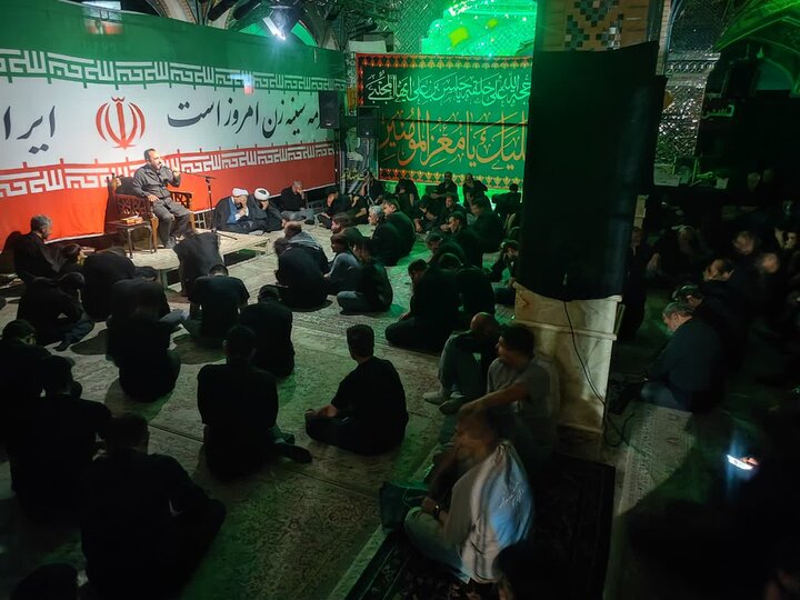 تصاویر/بازدید معاون فرهنگی اوقاف استان مرکزی از برنامه‌های فرهنگی امامزادگان عبدالله و آمنه خاتون در شب تاسوعا