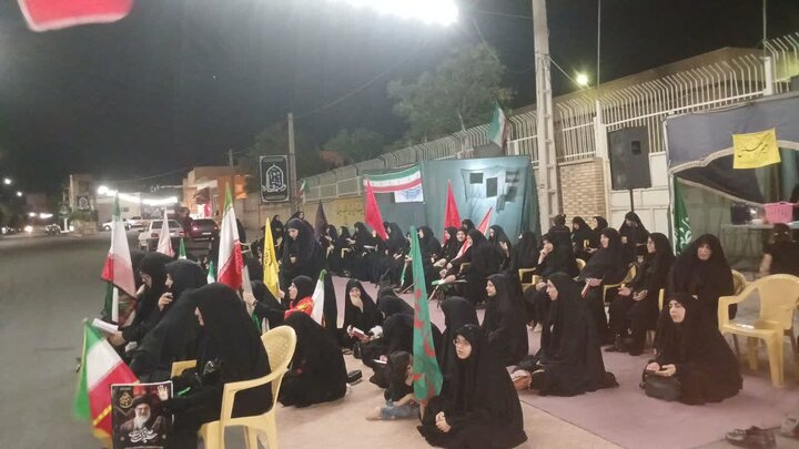تصاویر/میدان داری نوش آبادی ها در شب هشتم همزمان با اقامه عزای حضرت اباعبدالله الحسین(ع)