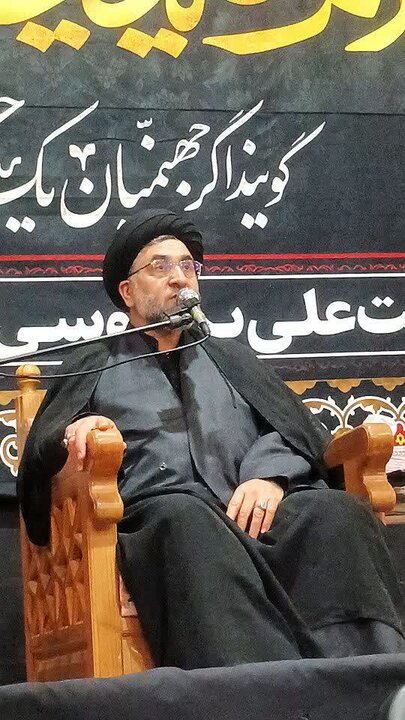 تصاویر/میدان داری نوش آبادی ها در شب هشتم همزمان با اقامه عزای حضرت اباعبدالله الحسین(ع)