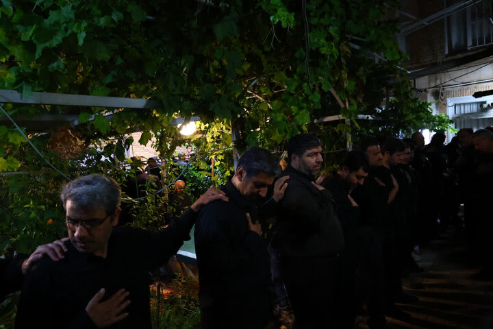 تصاویر / حضور حجت‌الاسلام‌والمسلمین مطهری‌اصل در مراسم عزاداری بیت آیت‌الله آل‌هاشم