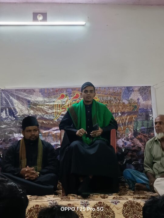 মেদিনীপুরের কুমারপুরে পবিত্র মহররমের সপ্তম দিন উপলক্ষে ইমাম হুসাইন (আ.)-এর কারবালার শহাদতের স্মরণে এক ভাবগম্ভীর মজলিস অনুষ্ঠিত হয়েছে।